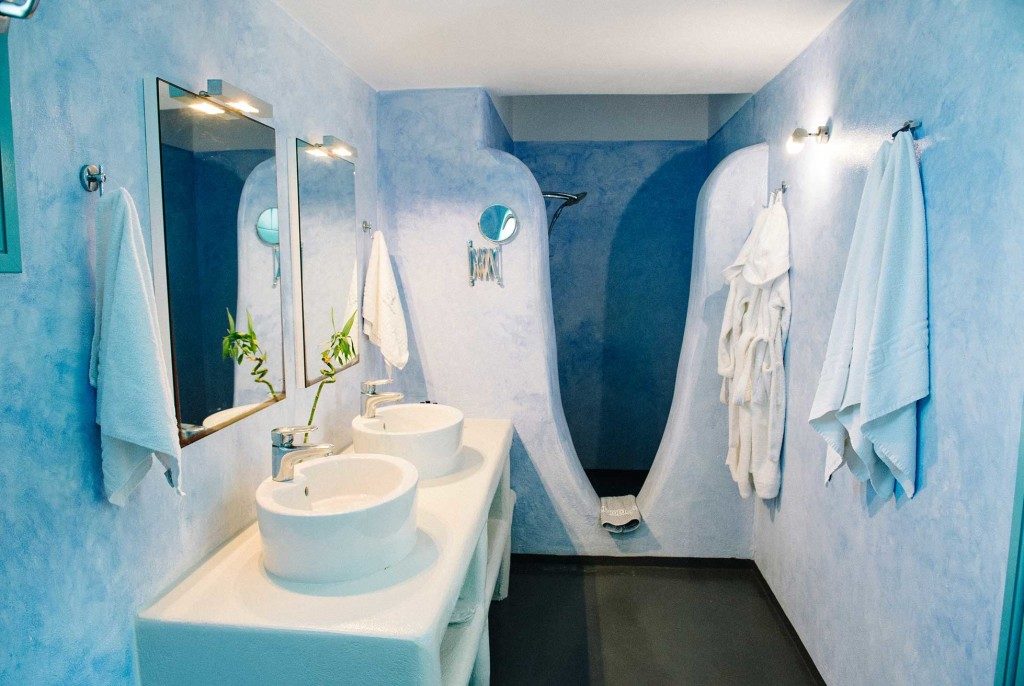 family-suite-medusa-resort-bathroom1-1024x686