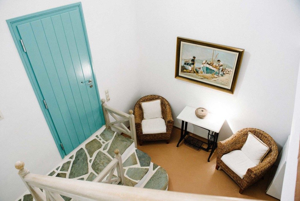 family-suite-medusa-resort-sitting-room-1024x686